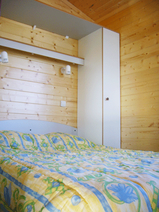 Chambre du chalet 2-4 personnes Location Vacances Tarn et Garonne